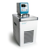 Lab Companion 加熱制冷恒溫槽 RW3-0525